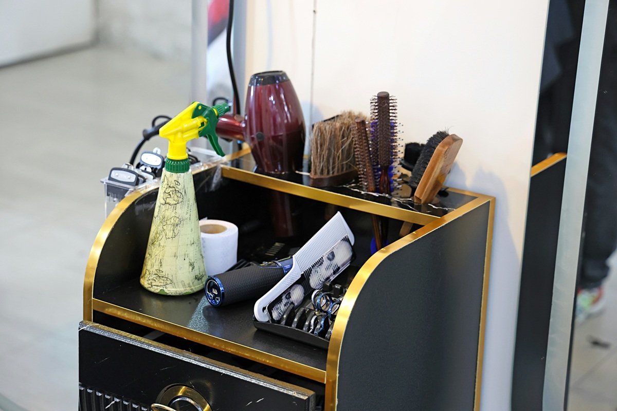 Hair Atelier Paris Instagram